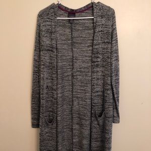 Maternity cardigan